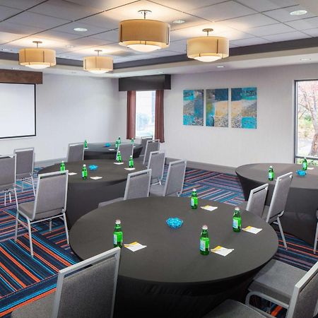 Hampton Inn By Hilton Garden City Long Island Zewnętrze zdjęcie