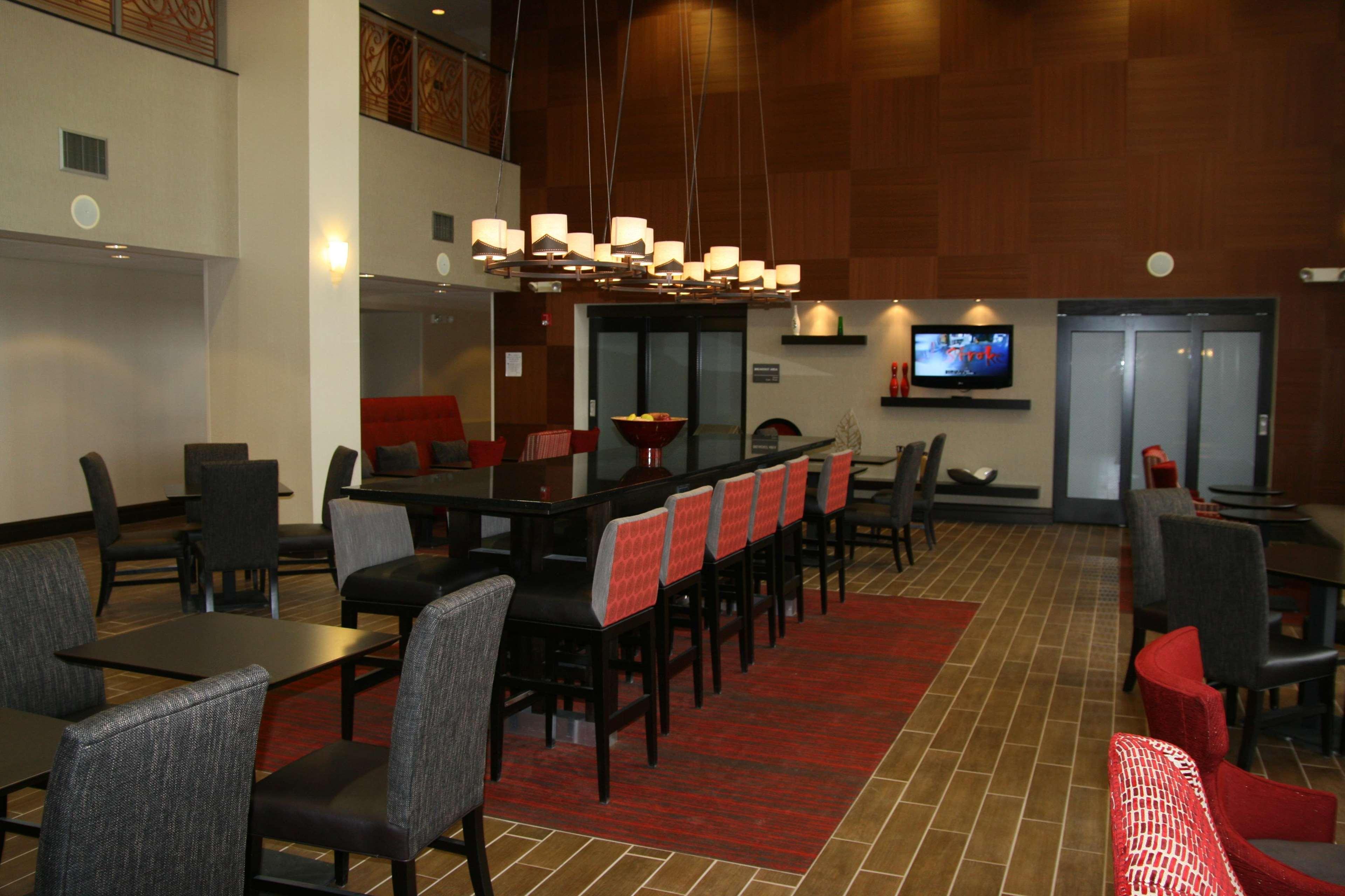 Hampton Inn By Hilton Garden City Long Island Zewnętrze zdjęcie
