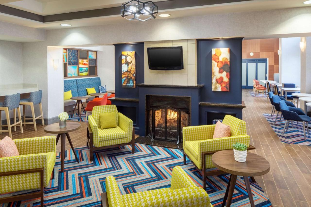 Hampton Inn By Hilton Garden City Long Island Zewnętrze zdjęcie
