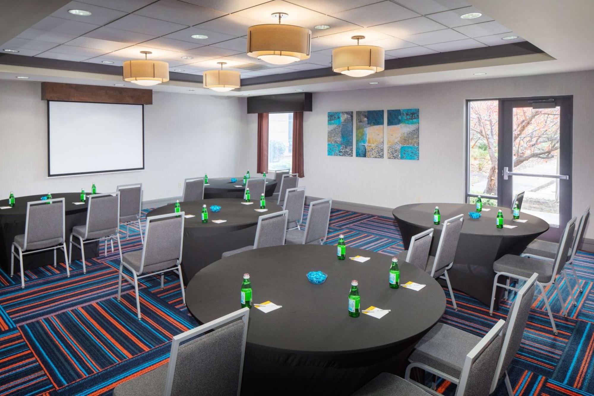 Hampton Inn By Hilton Garden City Long Island Zewnętrze zdjęcie