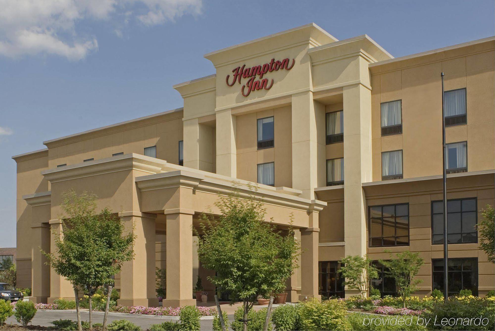 Hampton Inn By Hilton Garden City Long Island Zewnętrze zdjęcie