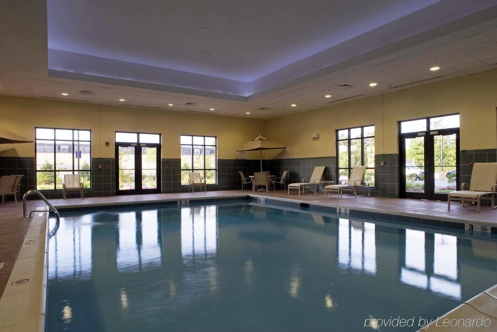 Hampton Inn By Hilton Garden City Long Island Udogodnienia zdjęcie