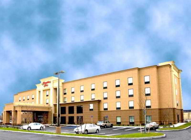 Hampton Inn By Hilton Garden City Long Island Zewnętrze zdjęcie